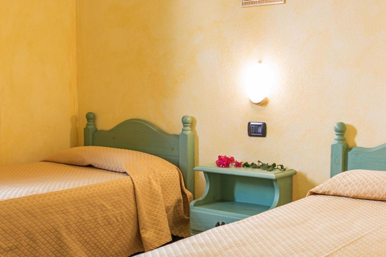 Appartamento Gli Ontani Cala Liberotto Exterior photo