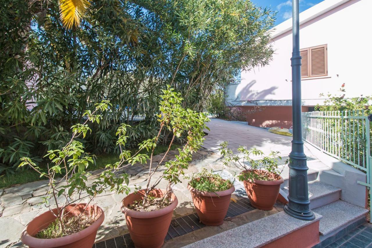 Appartamento Gli Ontani Cala Liberotto Exterior photo